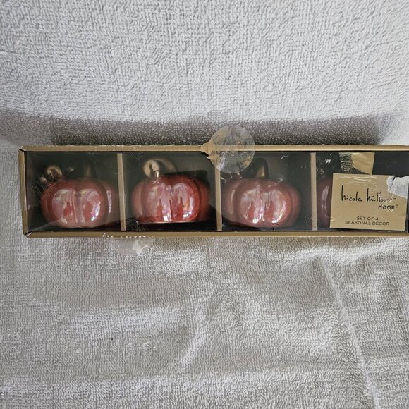 🔆3 for $20! Nicole Miller Set of 4 Decorative Ceramic Pumpkins - Picture 2 of 2
